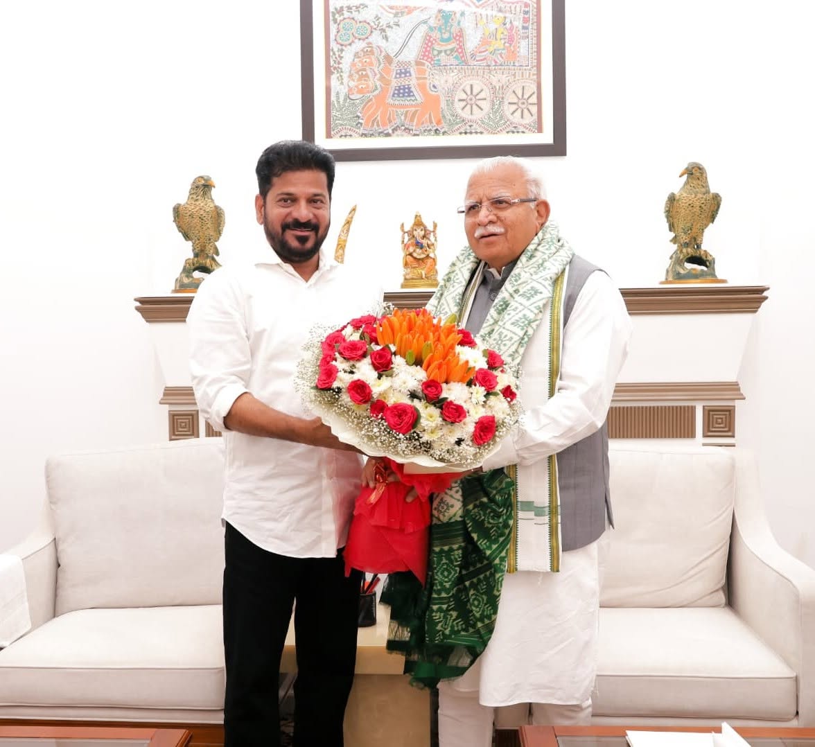 Hon’ble Chief Minister Sri A. Revanth Reddy met Union Minister for Housing & Urban Affairs Sri Manohar Lal Khattar jee in New Delhi.