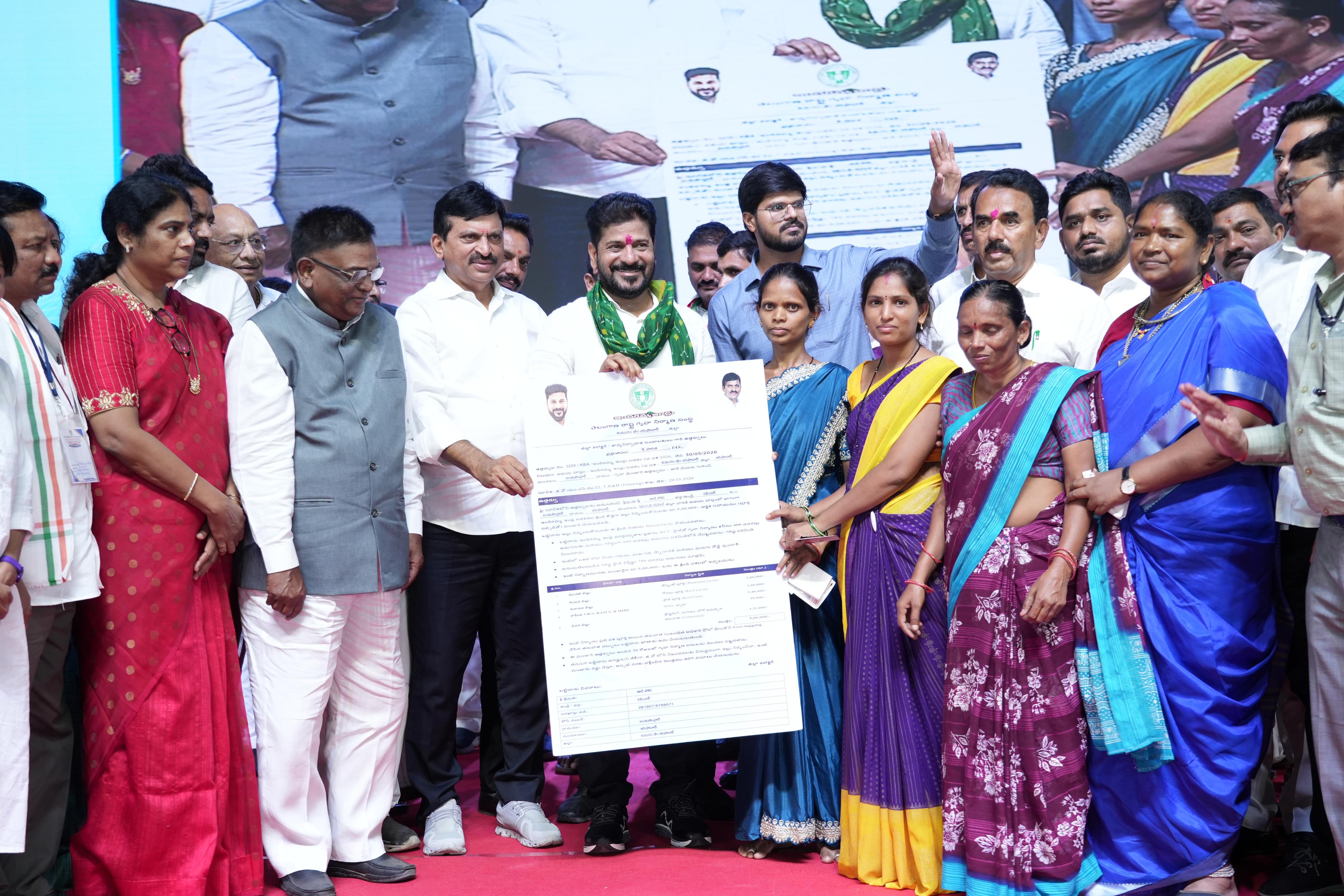 Hon’ble CM Sri A. Revanth Reddy inaugurated and lays the foundation stone for various development works and addresses a public meeting at Kagaznagar X Road, Komaram Bheem Asifabad District, under the Praja Palana – Pragathi Pranalika Programme. — image 5