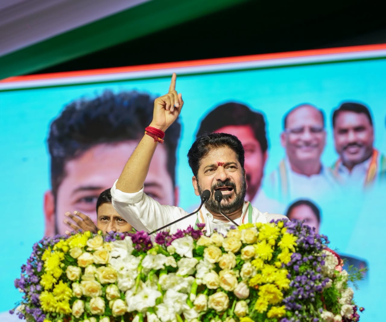 Hon’ble CM Sri A. Revanth Reddy Inaugurates Development Works and Addresses a Public Meeting at NG College Grounds, Nalgonda. — image 2