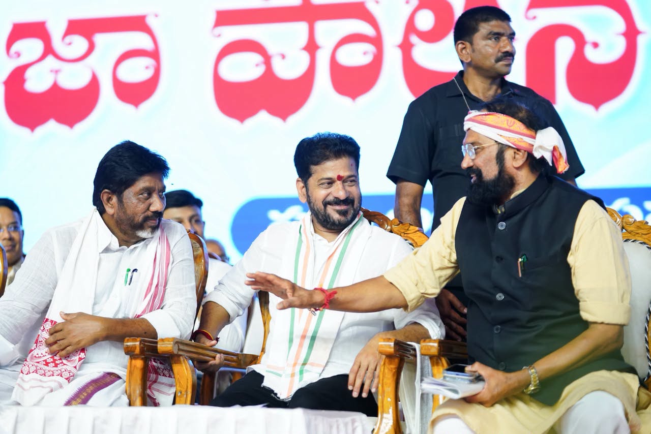 Hon’ble CM Sri A. Revanth Reddy Inaugurates Development Works and Addresses a Public Meeting at NG College Grounds, Nalgonda. — image 5