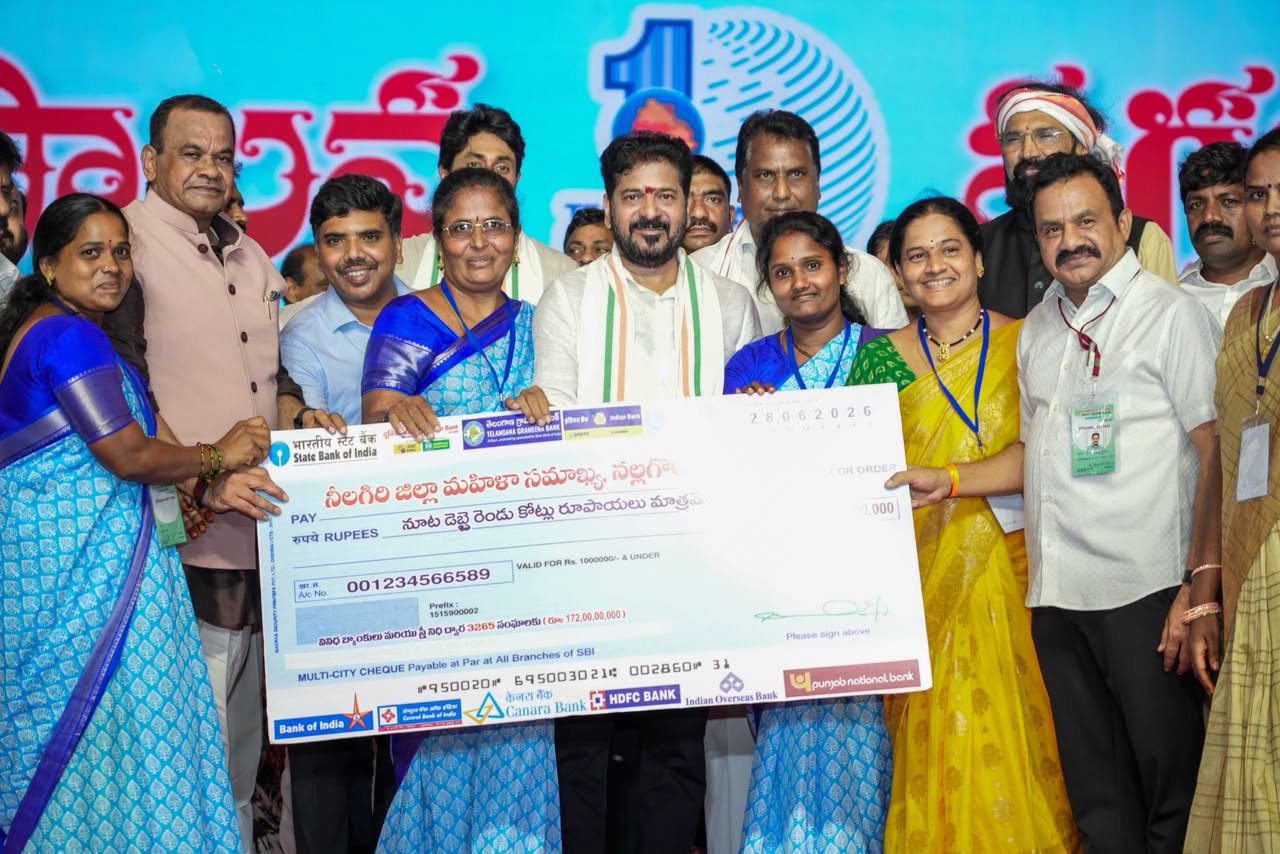 Hon’ble CM Sri A. Revanth Reddy Inaugurates Development Works and Addresses a Public Meeting at NG College Grounds, Nalgonda. — image 6