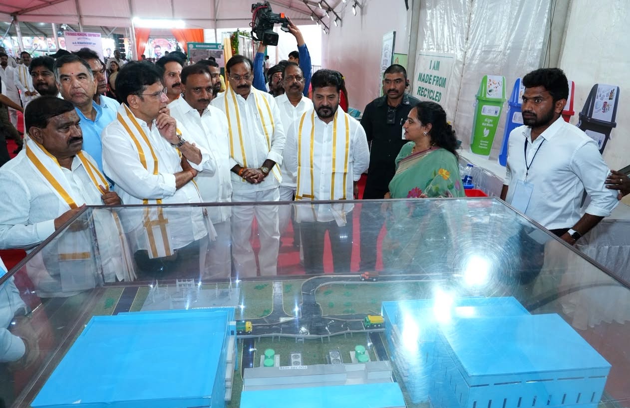 Hon’ble CM Sri A. Revanth Reddy inaugurates various development works in the Cyberabad Municipal Corporation I addresses the public at Miyapur Cross Roads. — image 5