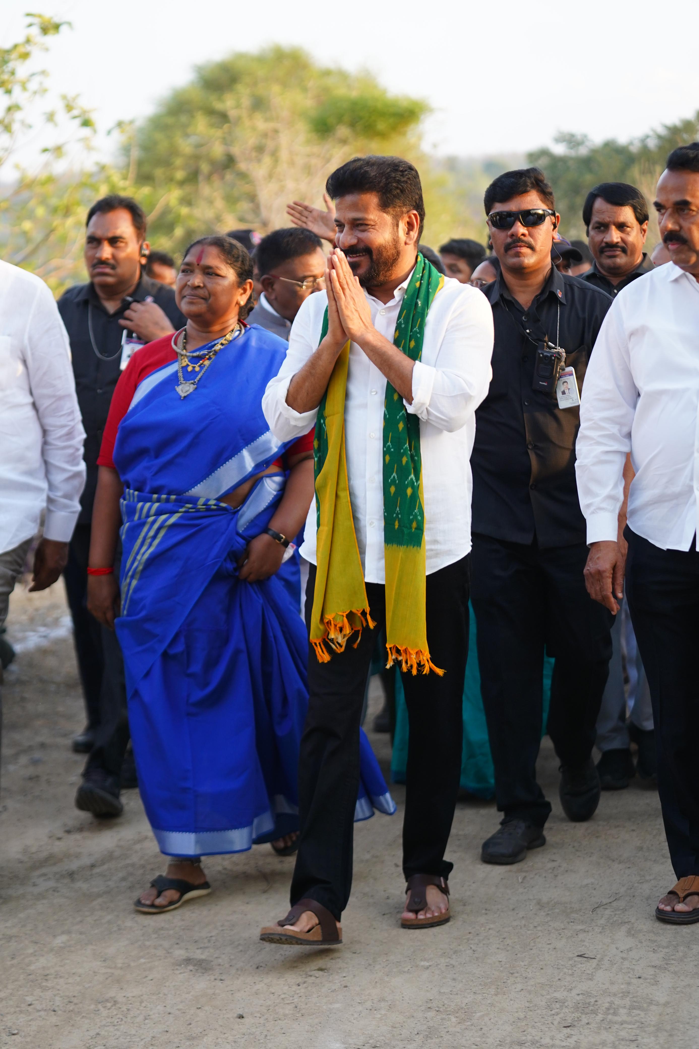 Hon’ble CM Sri A. Revanth Reddy Participated in Indiramma Indlu Gruhapraveshalu, Launches for the 2nd Phase at Kothari Village in KB Asifabad District. — image 3