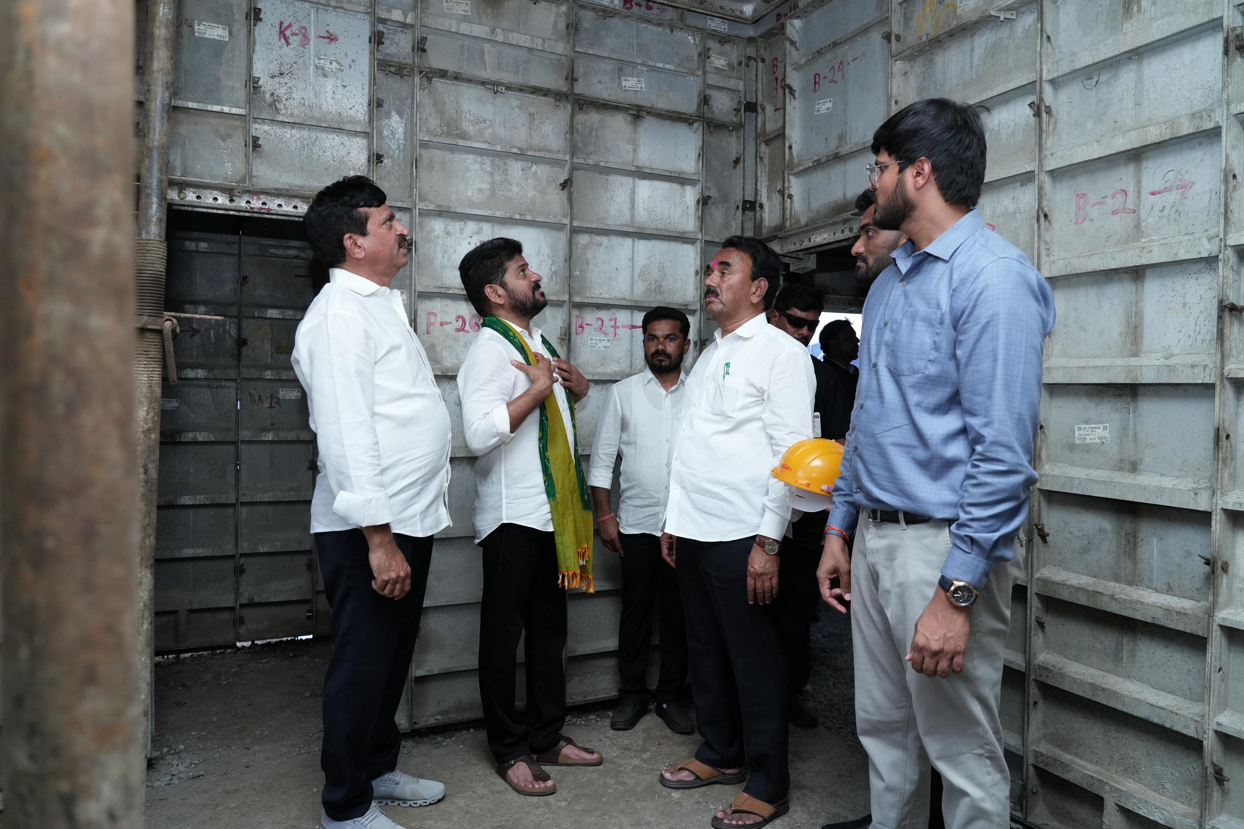 Hon’ble CM Sri A. Revanth Reddy Participated in Indiramma Indlu Gruhapraveshalu, Launches for the 2nd Phase at Kothari Village in KB Asifabad District. — image 7