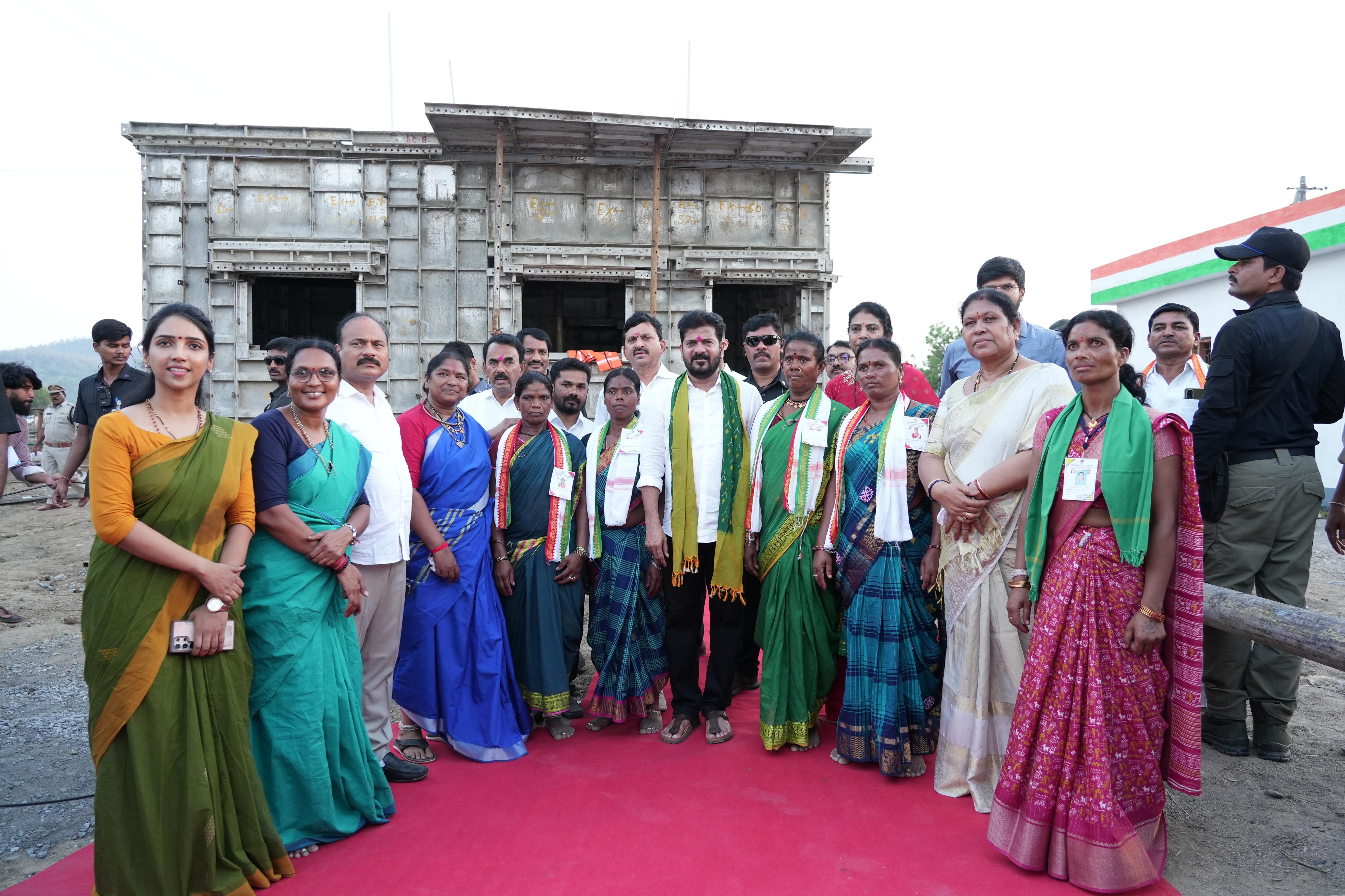 Hon’ble CM Sri A. Revanth Reddy Participated in Indiramma Indlu Gruhapraveshalu, Launches for the 2nd Phase at Kothari Village in KB Asifabad District. — image 8