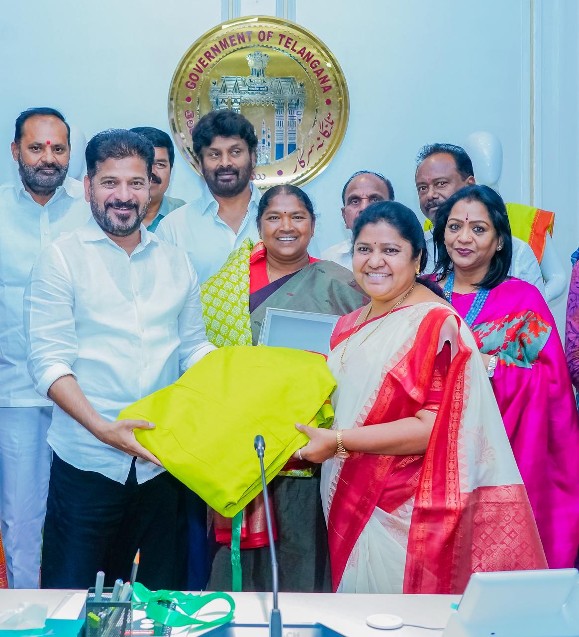 Hon’ble CM Sri A. Revanth Reddy Participated in Virtual Foundation Stone Laying for 8,000 SHG Village Organization Mahila Grama Sangham Buildings and Launches New Saree Design for 1 Crore Women of Telangana at Dr B R Ambedkar Telangana State Secretariat — image 9