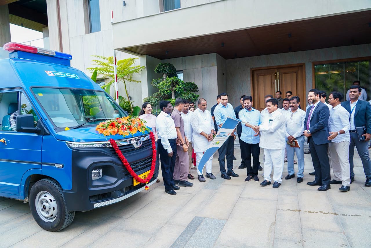 హెచ్ డీఎఫ్ సీ బ్యాంకు తన CSR నిధులతో చేపట్టిన పలు అభివృద్ధి పనులను ముఖ్యమంత్రి శ్రీ ఎ. రేవంత్ రెడ్డి గారు ప్రారంభించారు.